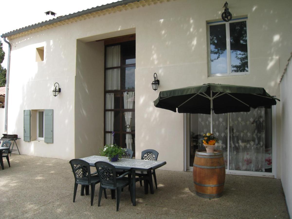 Les Gites Du Mas Canillac Châteaurenard Екстериор снимка